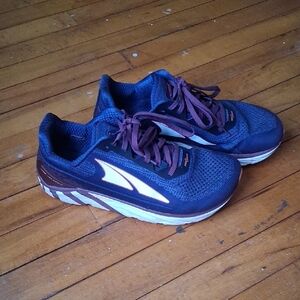 Altra Zero Drop Sz 10.5 Running Shoes